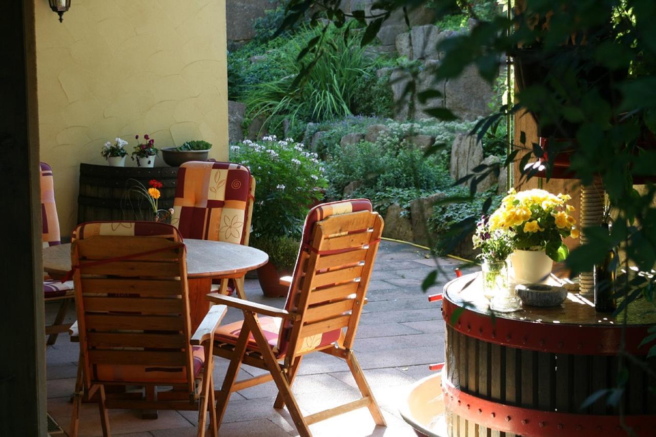 Weingut Karl Braun Hotel Nordheim am Main Buitenkant foto